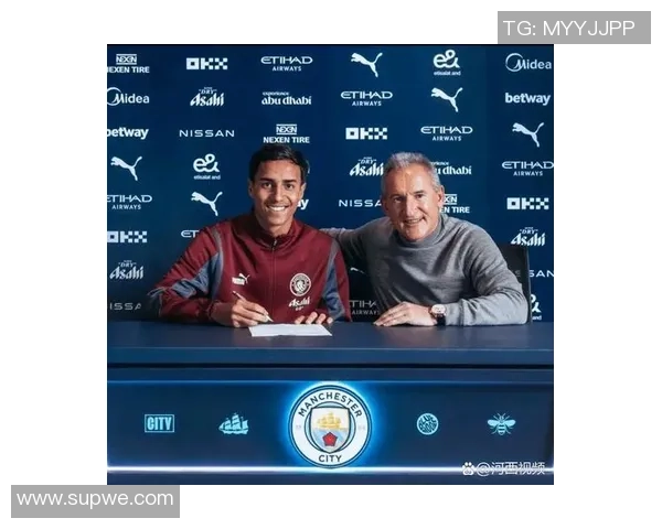 足球明星交易风云：重磅转会背后的市场博弈与球队布局