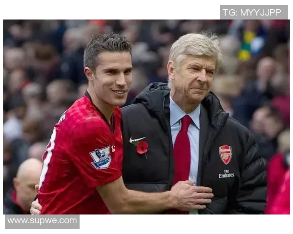 足球运动员与球星的差异解析及其背后因素的深度探讨